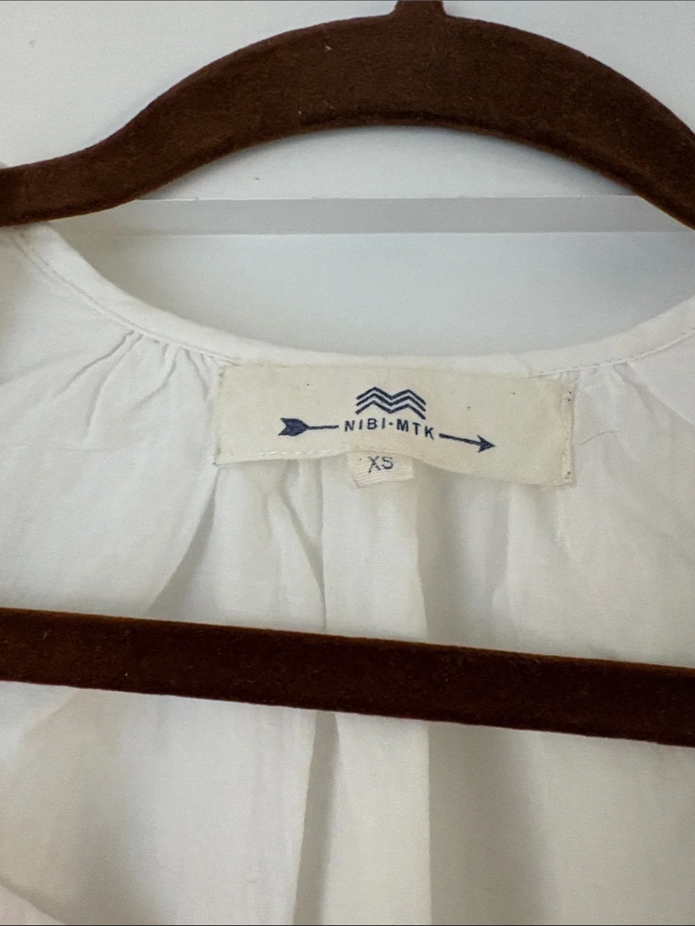 NIBI White Dress with Pink Embroidery - Women's Shift Dress- XS